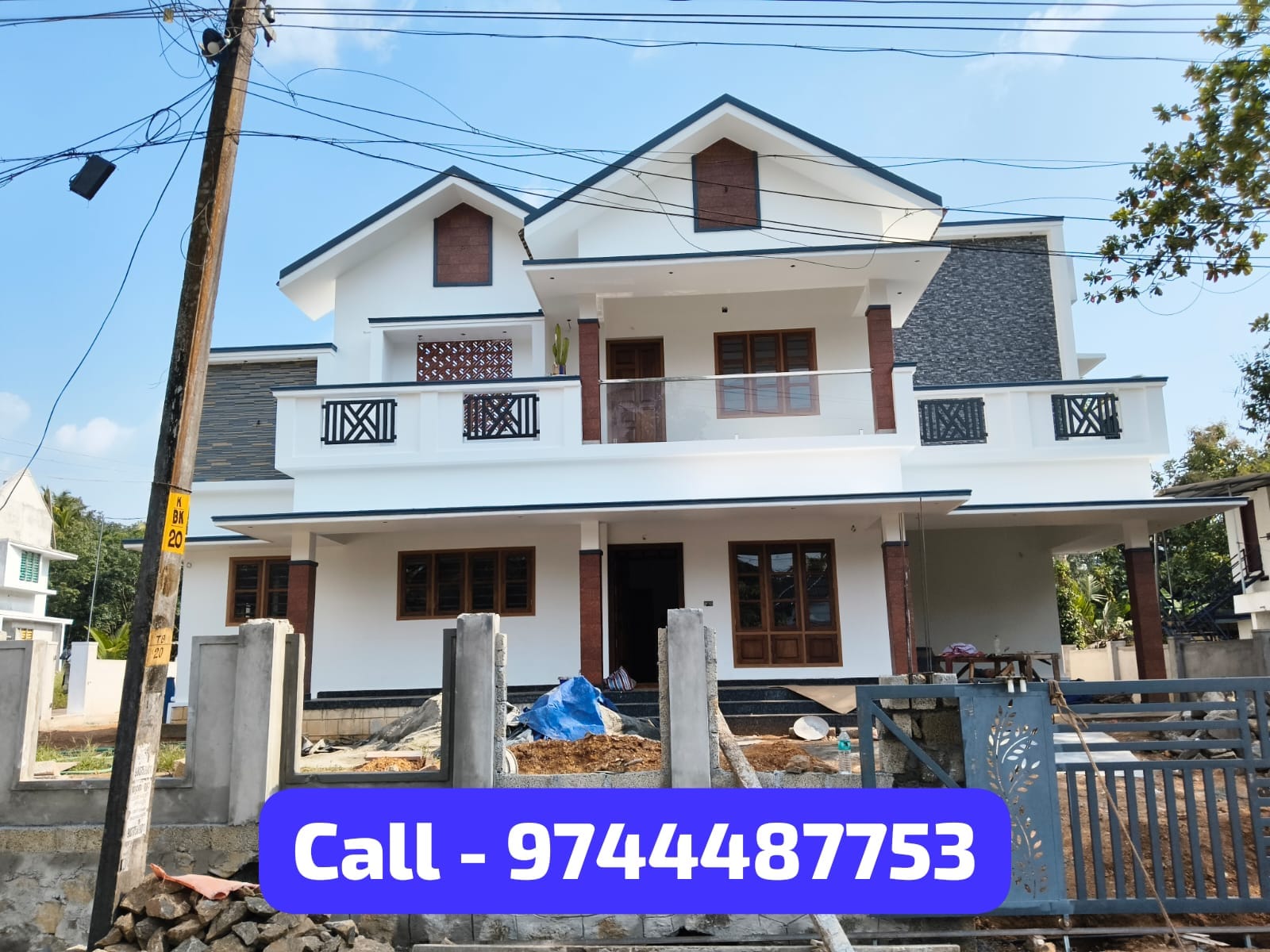 Royal Look House For Sale , Kottayam - Ernakulam Road